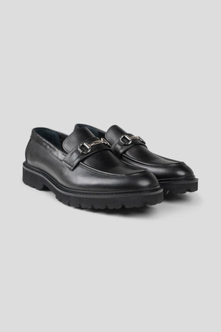 Sort chunky loafer med buckle