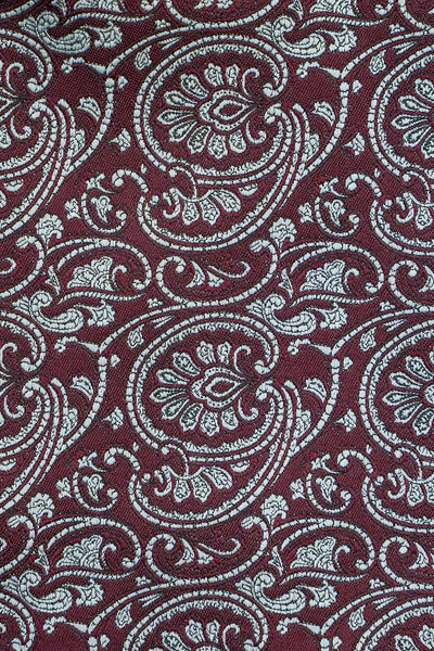 Bordeaux & hvidt paisley slipse