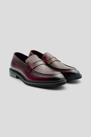 Bordeaux loafer