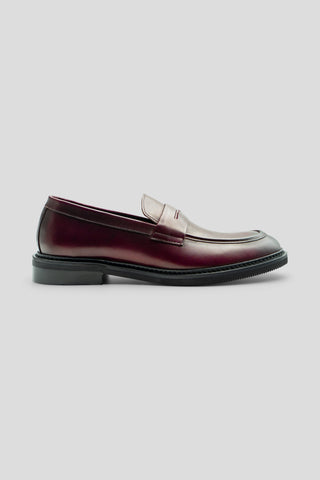 Bordeaux loafer