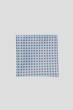 Lyseblåt blomstrede lommeklud